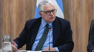 Ricardo López Murphy: "Nadie se explica cómo sobrevive la ciudad tras el golpe bucanero de Alberto"
