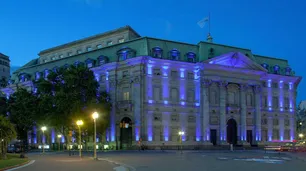 La motosierra no llegó al Banco Nación: el gobierno destinó más de $1.600.000.000 en publicidad y propaganda
