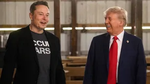 Forbes publicó la lista de los hombres más ricos del mundo y Donald Trump aparece muy abajo en la lista