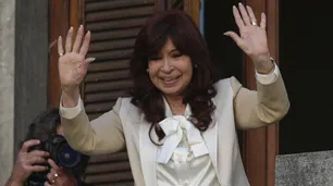 Cristina Kirchner volvió a defenderse y apuntó contra los vínculos de José López y el macrismo