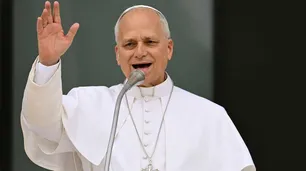 ¿Viene el Papa a la Argentina? Los mensajes de Javier Milei y Pablo Quirno