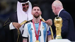 Messi: héroe de capa y copa