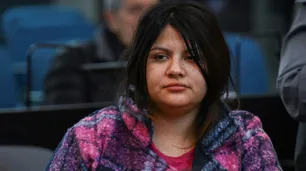 Juicio por el atentado a Cristina Kirchner: Brenda Uliarte comenzó a declarar y luego se arrepintió