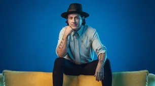 Desde la intimidad de su estudio, Coti confirmó invitados de lujo para su show en Buenos Aires