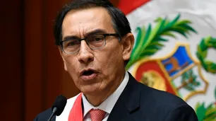 El presidente de Perú lanza reforma que podría adelantar las elecciones a 2020