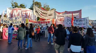 Inicio de clases: docentes de izquierda convocan a paros en todo el país para este miércoles