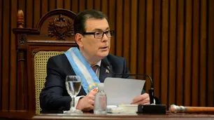 El gobernador de Santiago del Estero otorgará un bono de $3 millones a empleados públicos
