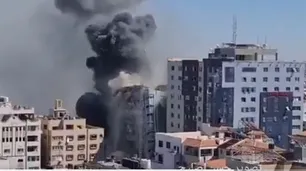Hamás lanzó más cohetes y la represalia de Israel derrumbó un edificio con oficinas de Al Jazeera