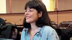 Carolina Gaillard, diputada de UxP: "El DNU del Gobierno es inconstitucional y peligroso para las futuras generaciones"