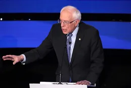 Irán y la guerra dominaron el debate para elegir al demócrata que competirá contra Donald Trump