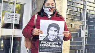 Axel Kicillof recibe a la madre de Facundo Astudillo Castro tras la reunión con Alberto Fernández