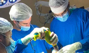 Éxito médico en Córdoba: el Hospital Infantil resecó un tumor cerebral intraventricular en un adolescente