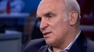 José Luis Espert: "Dolarizar es romperle la cabeza a la gente"