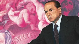 Acusan a Silvio Berlusconi de haber tenido esclavas sexuales