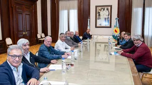 La CGT se reunió con Kicillof y tiene su lugar en el armado del nuevo frente "Fuerza Patria"