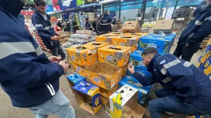 AFIP realiza un operativo de control precios en el Mercado Central para que no "remarquen al blue"