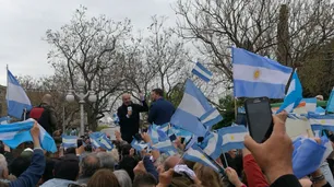 Hernán Lombardi se cargó la gira de Mauricio Macri y le pone el cuerpo al "Sí se puede"