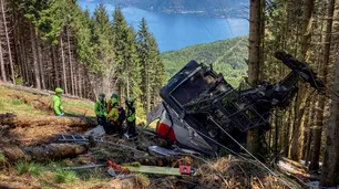 Trágica caída de un teleférico en Italia dejó más de una decena de muertos