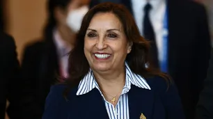 Dina Boluarte, golpeada por un nuevo escándalo judicial en Perú: esta vez, por sus Rolex de lujo