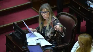 A lo Passarella, la senadora Di Tullio pide un "test antidoping" para funcionarios del Estado