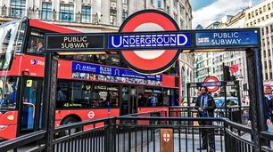 A contramano de la Argentina, en Londres congelaron las tarifas del transporte público hasta 2025