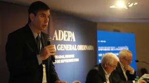 Nuevo informe de ADEPA contra los ataques de Milei al periodismo: "Perturba el debate democrático"