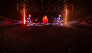 Soda Stereo volvió con “Ecos” y revolucionó el Movistar Arena: emoción total, tecnología inédita y una red carpet de alto impacto