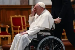 No se salva ni el Papa: el tuit de Francisco que cayó en la polémica de Shakira y Piqué