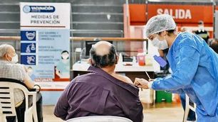 COVID-19: Cuáles son las vacunas que están realizando pruebas de fase 3 en el país