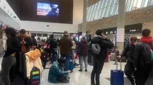 "No nos dijeron que había una amenaza de bomba”: las quejas de los pasajeros demorados en Chubut