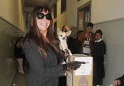 Mirtha, Moria y Flor de la V, tres activas votantes
