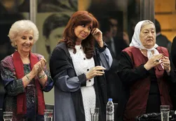 Cristina presentó el Instituto de la Memoria junto a Carlotto y Hebe