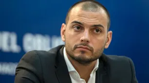 Álvarez Agis sobre los insultos de Milei: "El Presidente cree que de esa manera acumula más poder"