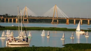 Desde este lunes, Posadas concentrará el único control migratorio con Paraguay