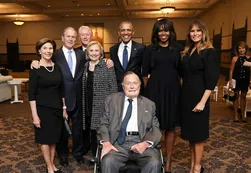 Bush, Clinton, Obama y Trump: cuatro familias en una foto histórica
