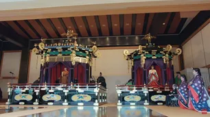 Michetti y líderes de 170 países viajaron a Japón en pleno tifón para la coronación del emperador