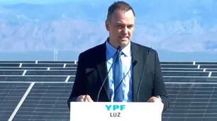 Adorni sigue firme en su cargo: inaugura obras y piensa en reabrir las conferencias de prensa
