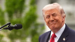 Trump reitera que Irán busca abrir el estrecho de Ormuz en medio de negociaciones