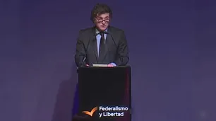 Tucumán: Milei defendió a Ritondo y Agustín Laje se enojó por la "mala educación" del auditorio