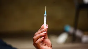 Empresa sudafricana desarrolló una copia de la vacuna Moderna contra el Covid-19