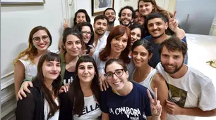 Las complicaciones en los tribunales envalentonan a CFK a ser candidata