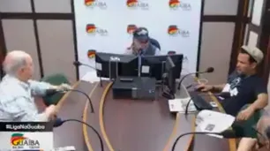 Un periodista renunció en vivo porque Jair Bolsonaro no lo dejó hacerle preguntas