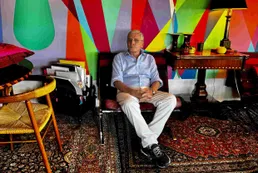 Esteban Tedesco, cirujano plástico, abre al público su gran colección de arte argentino