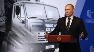 Un exoligarca ruso dijo que Putin considera que ya está en guerra con Occidente