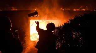 Mueren un manifestante y un policía en las protestas por el crimen de George Floyd en EE.UU.