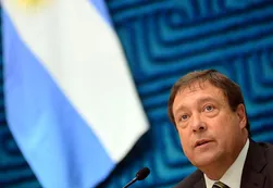 Alberto Weretilnek: “No soy quién para pedir la renuncia de Sergio Bergman”