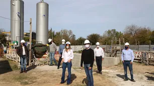 Aysa | Malena Galmarini y el intendente de Hurlingham recorrieron una obra en William Morris