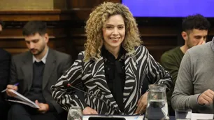 Lourdes Arrieta dijo que teme por su vida, pero no piensa renunciar a su banca: "Si me expulsan, me iré con la frente en alto"