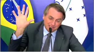 Entre risas, Bolsonaro le dijo a Alberto que Brasil le gana 5-0 la final de la Copa América