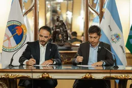 Kicillof suscribió convenios con Valdés: “Con la firma de estos acuerdos venimos a poner en valor el federalismo"